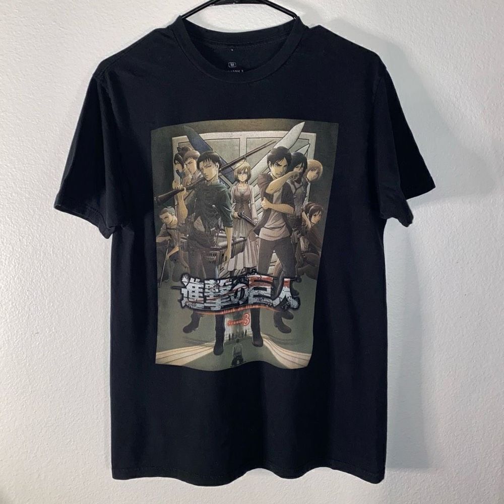 Hot Topic Attack On Titan Season 3 Double Sided Graphic T-Shirt